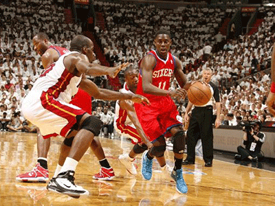 nba球迷网雨燕直播无插件高清APP_免费在线nba球迷网雨燕直播高清手机版（绿茵直播）